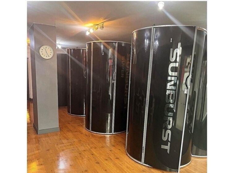Glow With Confidence – Established Tanning & Beauty Salon Photo 5