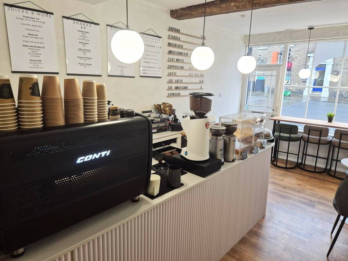 COFFEE SHOP / CAFE