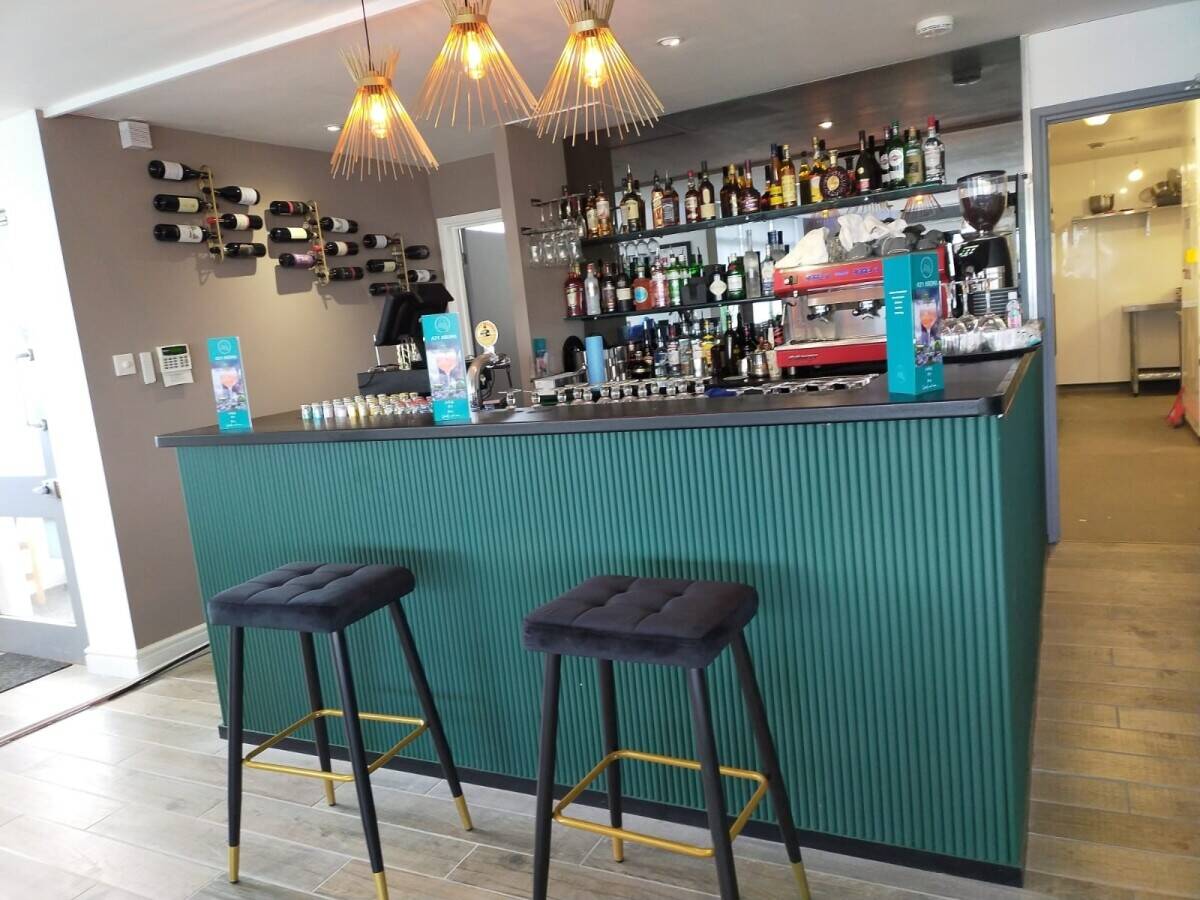 Restaurant to Lease in Prime A21 Location with Extensive Parking