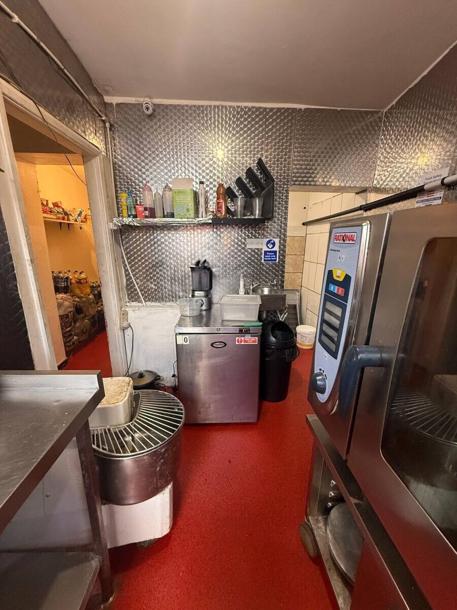 Pizza takeaway for sale in St Helens 