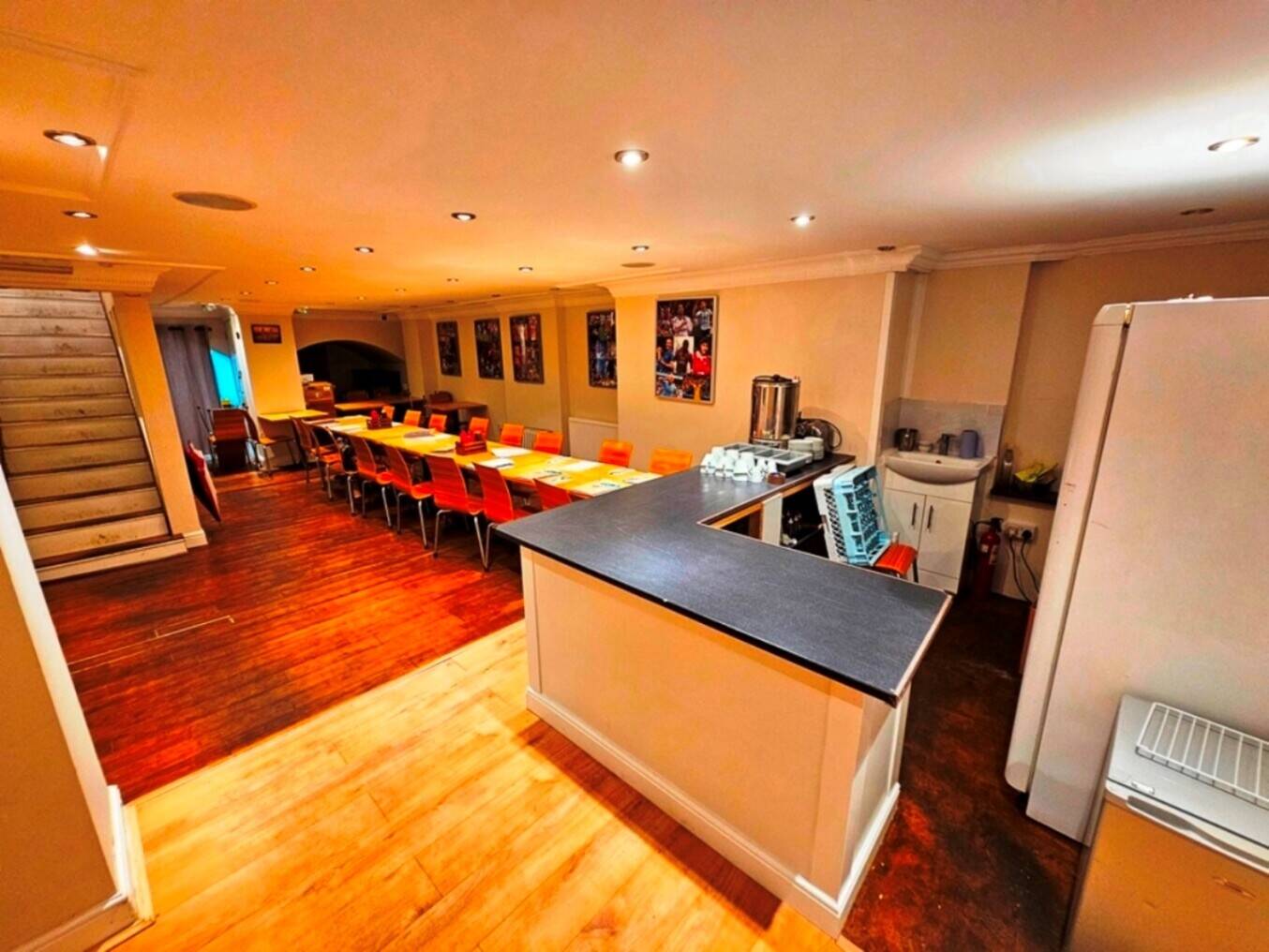 CAFÉ FOR SALE IN HIGHBURY, LONDON Photo 5