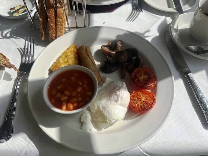 4-STAR BED & BREAKFAST / GUEST HOUSE - FOR SALE - BOGNOR REGIS WEST SUSSEX