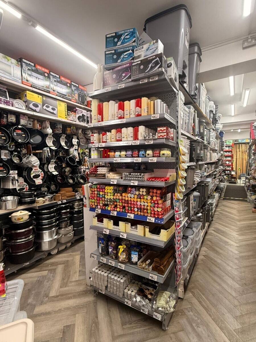 Household goods shop for sale in Hitchin!