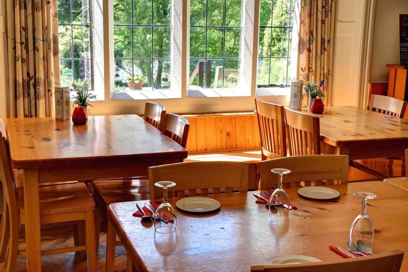 YHA BEER - 8/10 BEDROOM HOSTEL IN PICTURESQUE EAST DEVON VILLAGE ON JURASSIC COAST