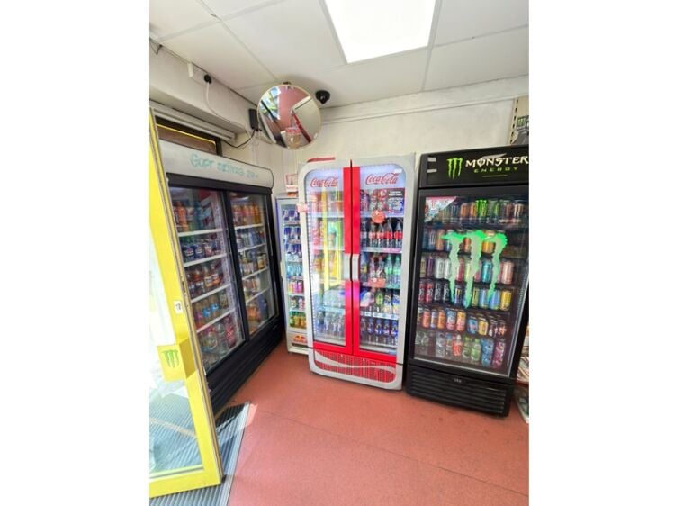 Buzzing Retail Opportunity – Modern Newsagent in Prime Southport Spot