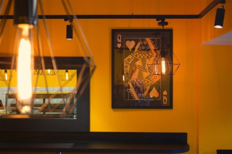 INDEPENDENT ITALIAN RESTAURANT