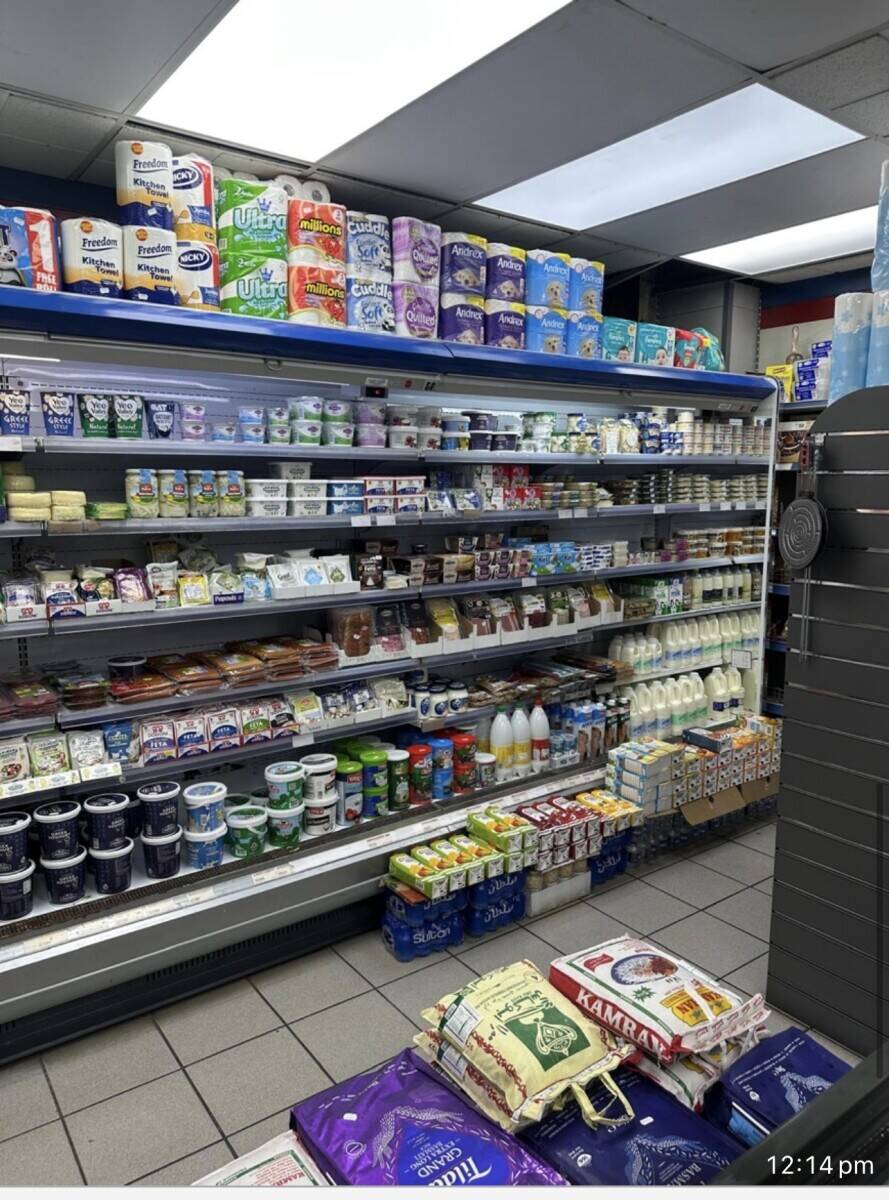 Supermarket for sale in City of London Photo 5