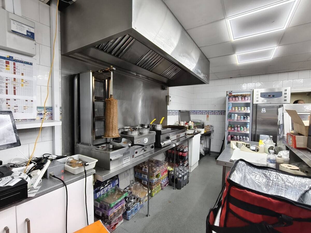 Fatboy kitchen Fully equipped, spacious fish & chips shop for sale Photo 4