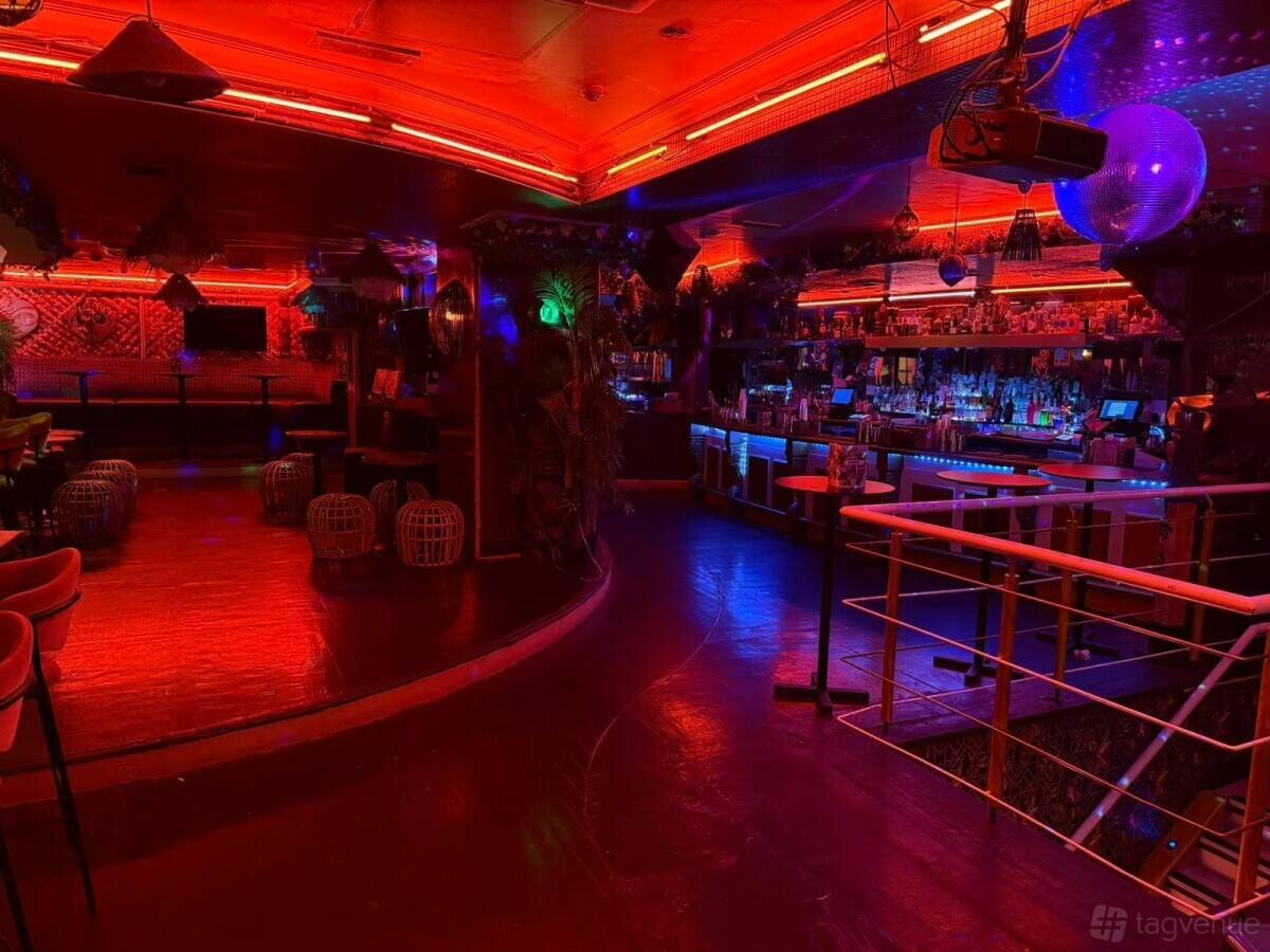 Bar/Nightclub Shoreditch Photo 6