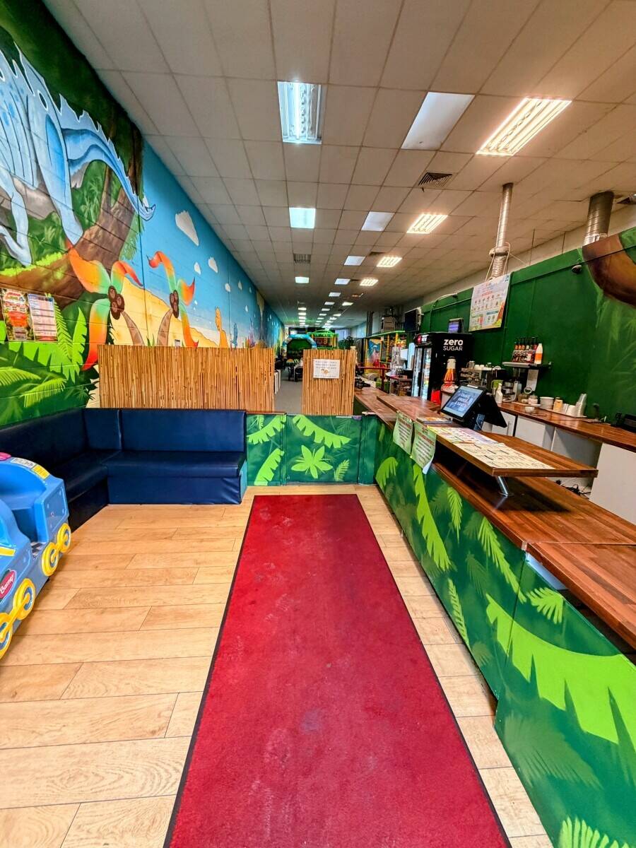 Established soft play business for sale in a prominent four-way intersection in Glasgow, Scotland Photo 4