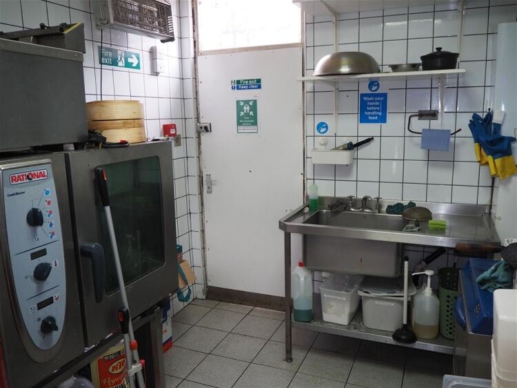 Cafe & Sandwich Bars For Sale in Leeds Photo 5