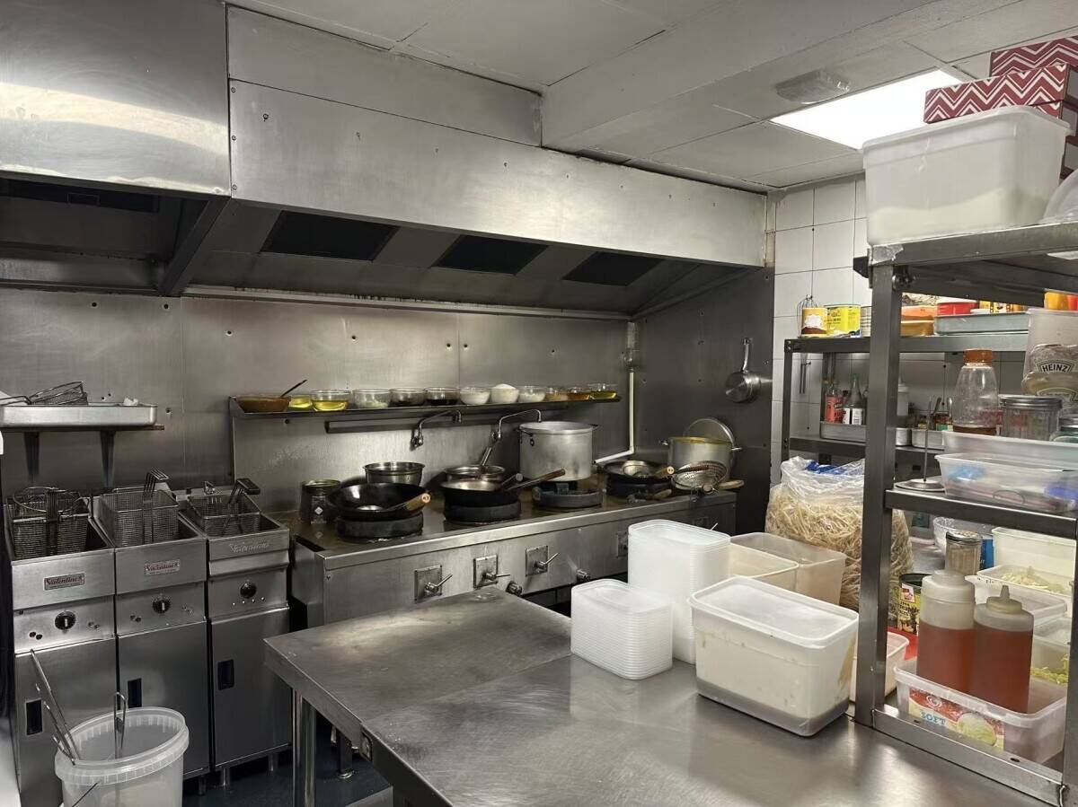 Restaurant for sale in low price