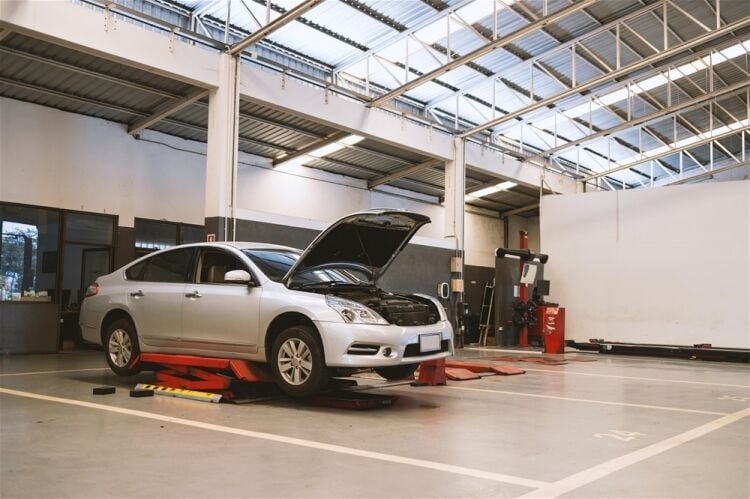VEHICLE REPAIR SHOP