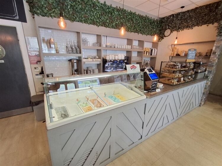 Cafe & Sandwich Bars For Sale in Sheffield