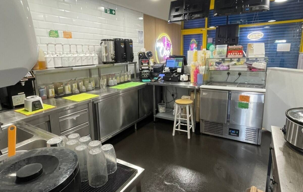 FRANCHISED BUBBLE TEA SHOP – FOR SALE – STREATHAM, LONDON