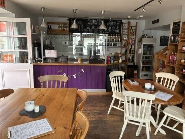 AWARD WINNING LICENCED CAFE/COFFEE SHOP, LLANBERIS, NORTH WALES Photo 5