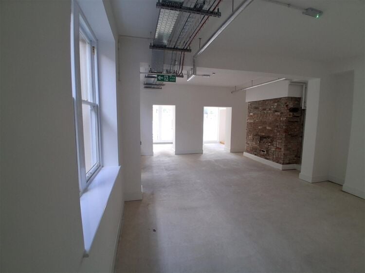 Newly created café/bar space in the heart of Barnstaple For Sale in Barnstaple Photo 5