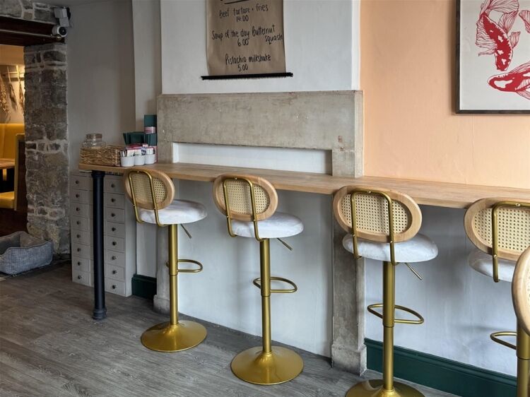 Cafe & Sandwich Bars For Sale in Bakewell Photo 5