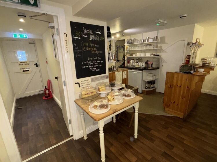 Cafe & Sandwich Bars For Sale in Helmsley Photo 5