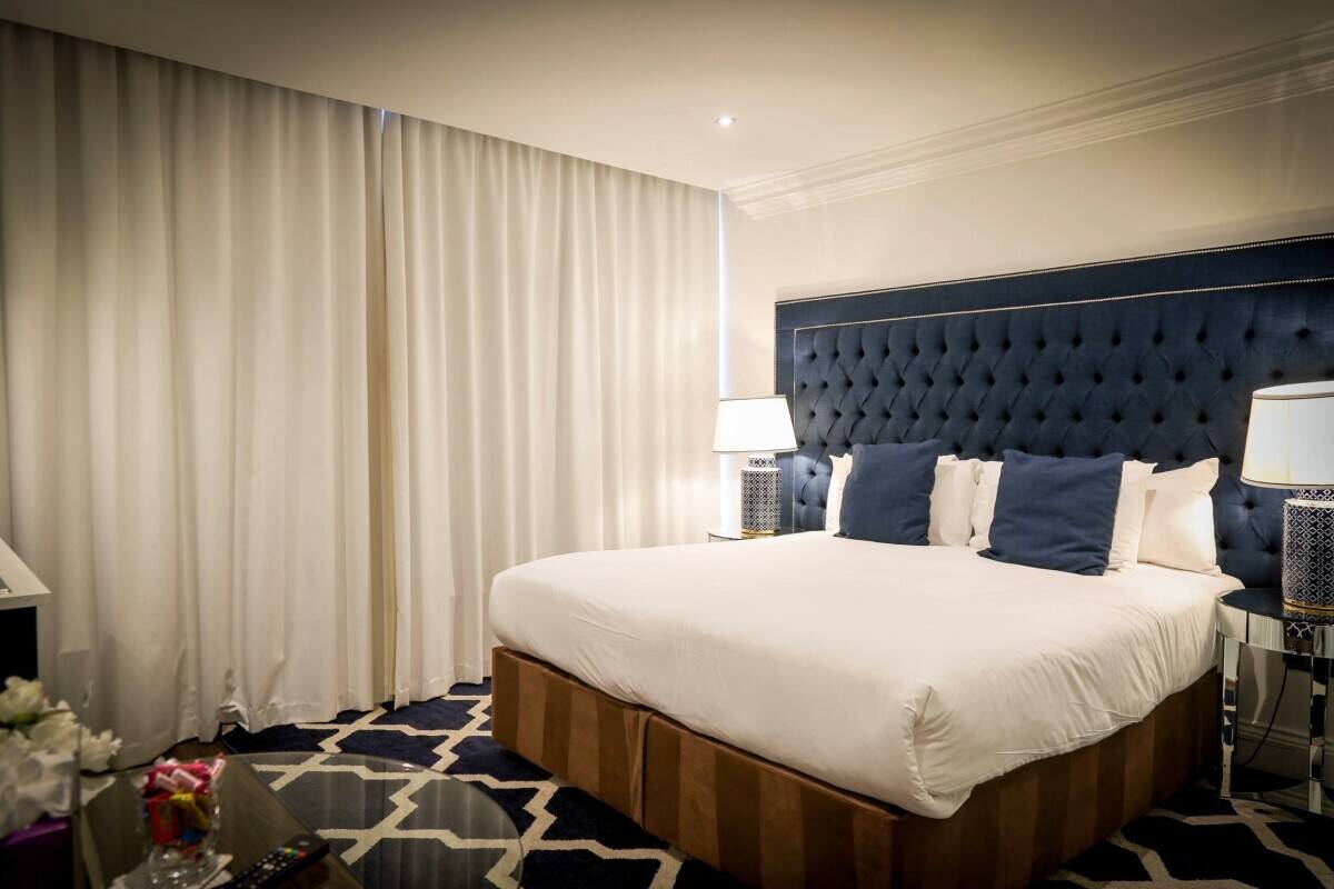CHESTER CITY CENTRE - 16 LUXURY APARTHOTEL APARTMENTS BAR/RESTAURANT & P/P FOR AN ADDITIONAL 7 UNITS Photo 5
