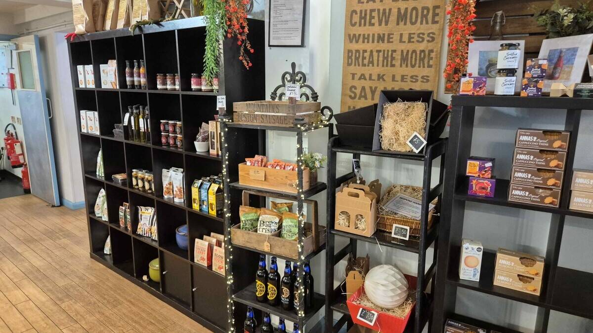 Exceptional Café and Deli in Prime Location Photo 5