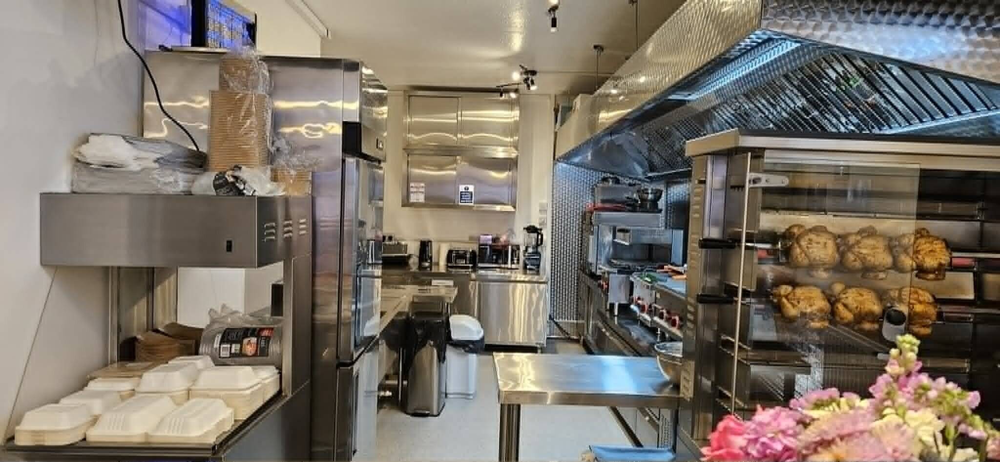 Fully Fitted Hot Food Takeaway for Sale in Prime Tamworth Town Centre Location Photo 5