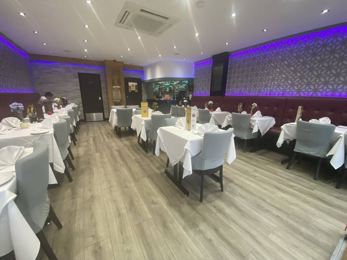 Restaurant & flat for sale Long Lease Leyton London