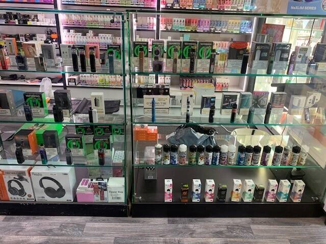 Vape, Mobile and Mobile accessory shop on busy main road with alcohol licence. Huge Potential Photo 5