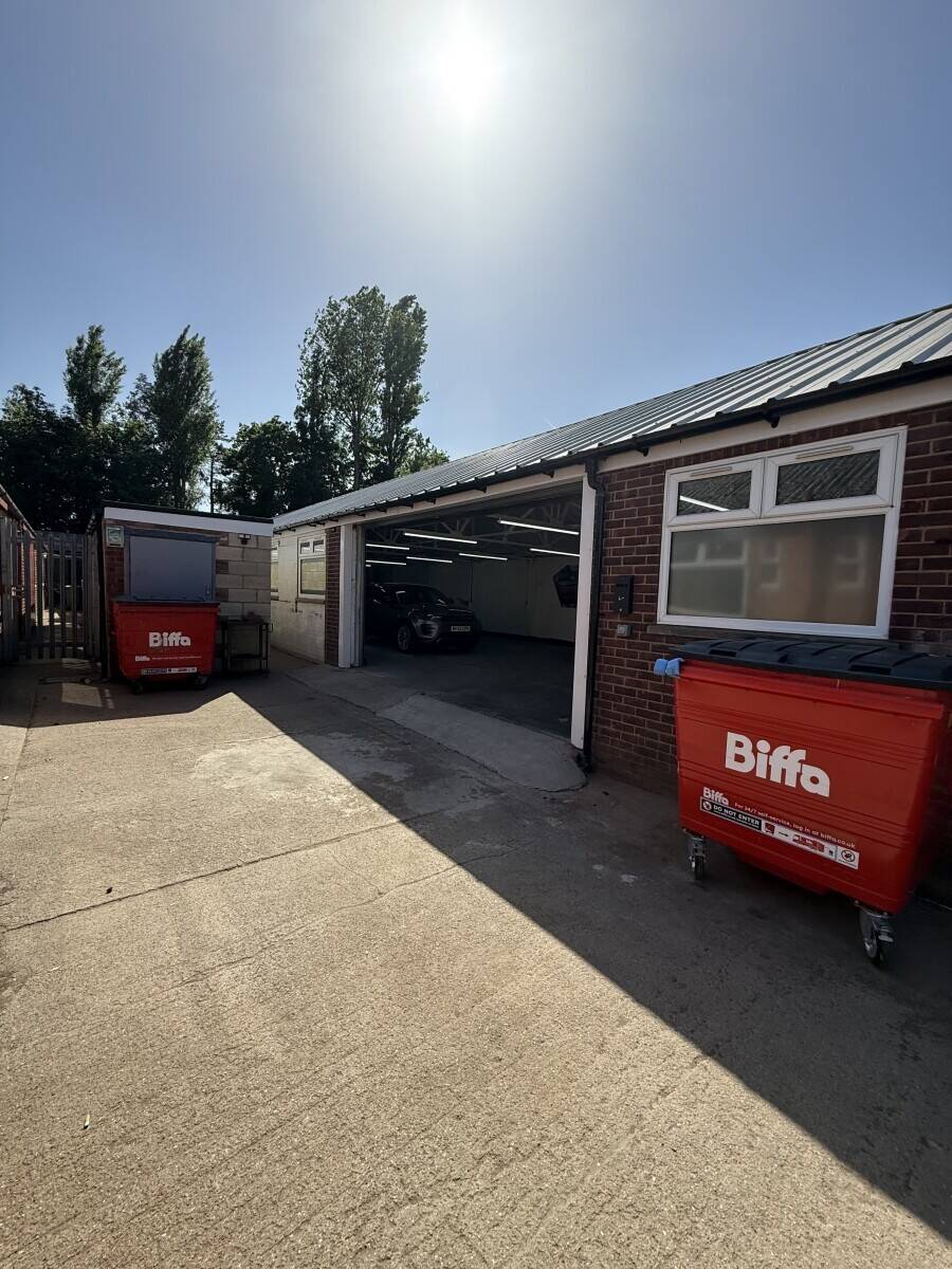 Established Car Bodywork Shop For Sale Lease Photo 5