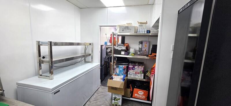Fantastic, Newly Refurbished Hot Food Takeaway within busy residential & commercial area