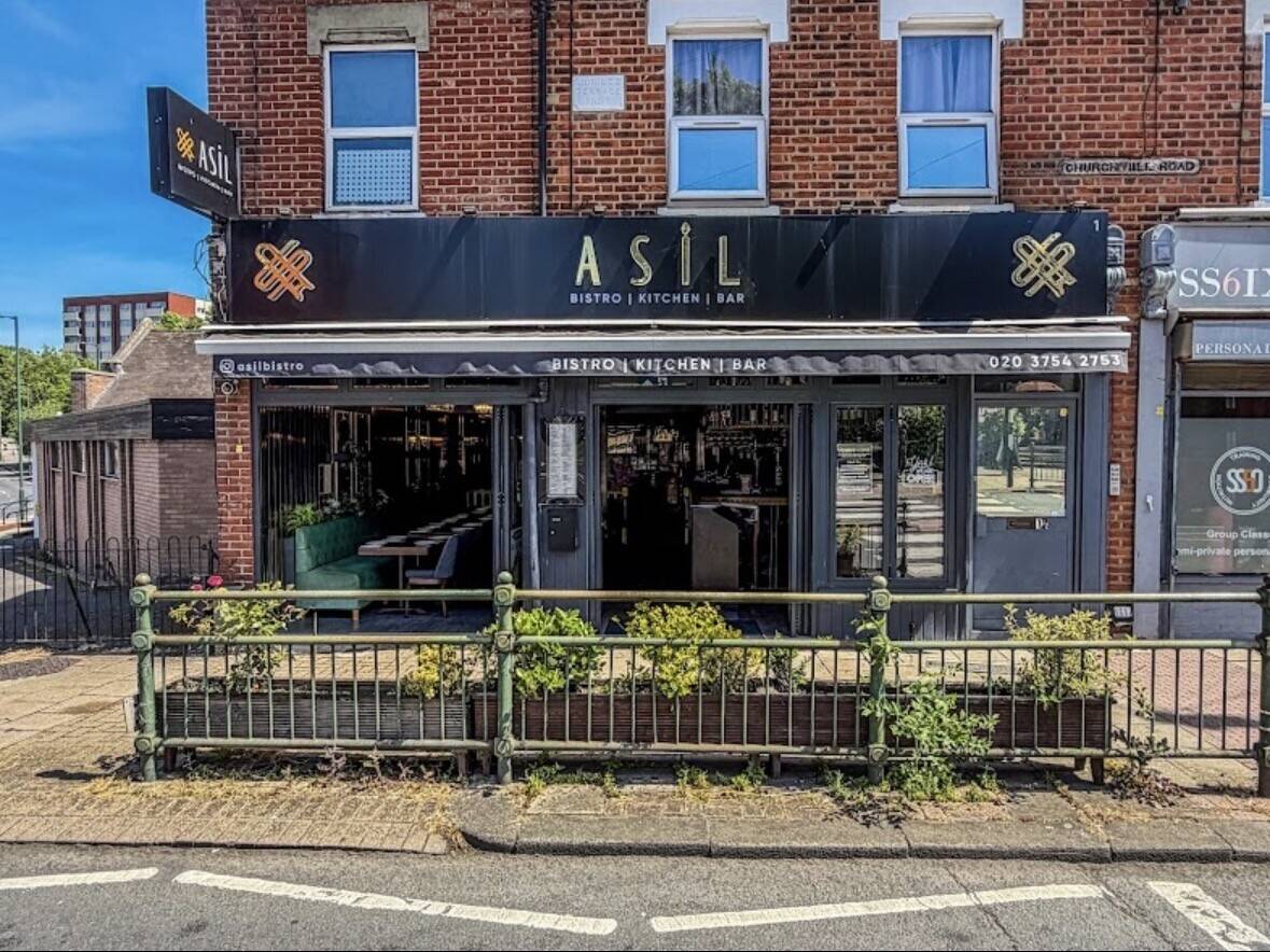 Bistro for sale in East Barnet 