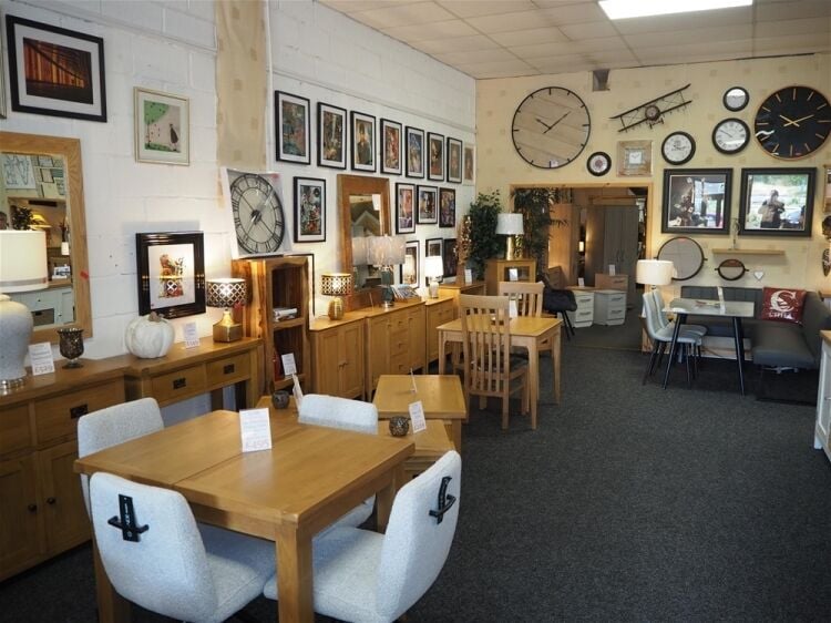 Retail For Sale in Grimsby Photo 5