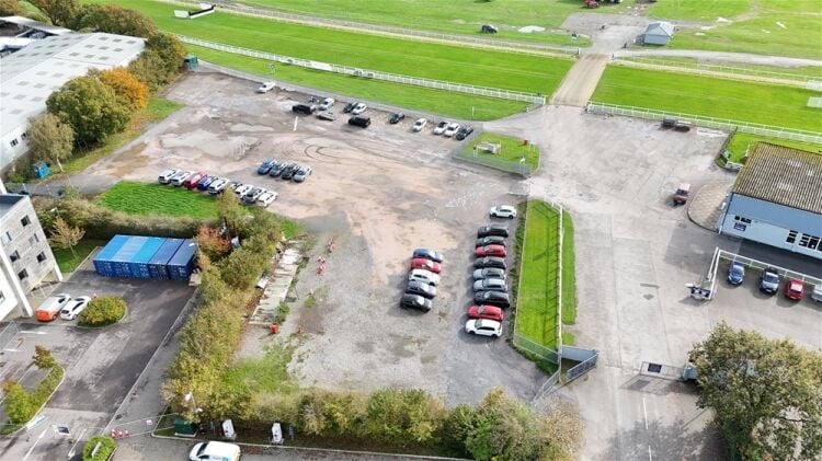 Town Centre open yard storage compound available to let For Sale in Newton Abbot
