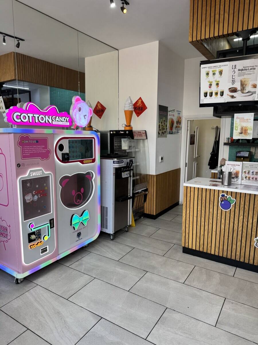 Bubble tea  shop sale in Richmond town Centre