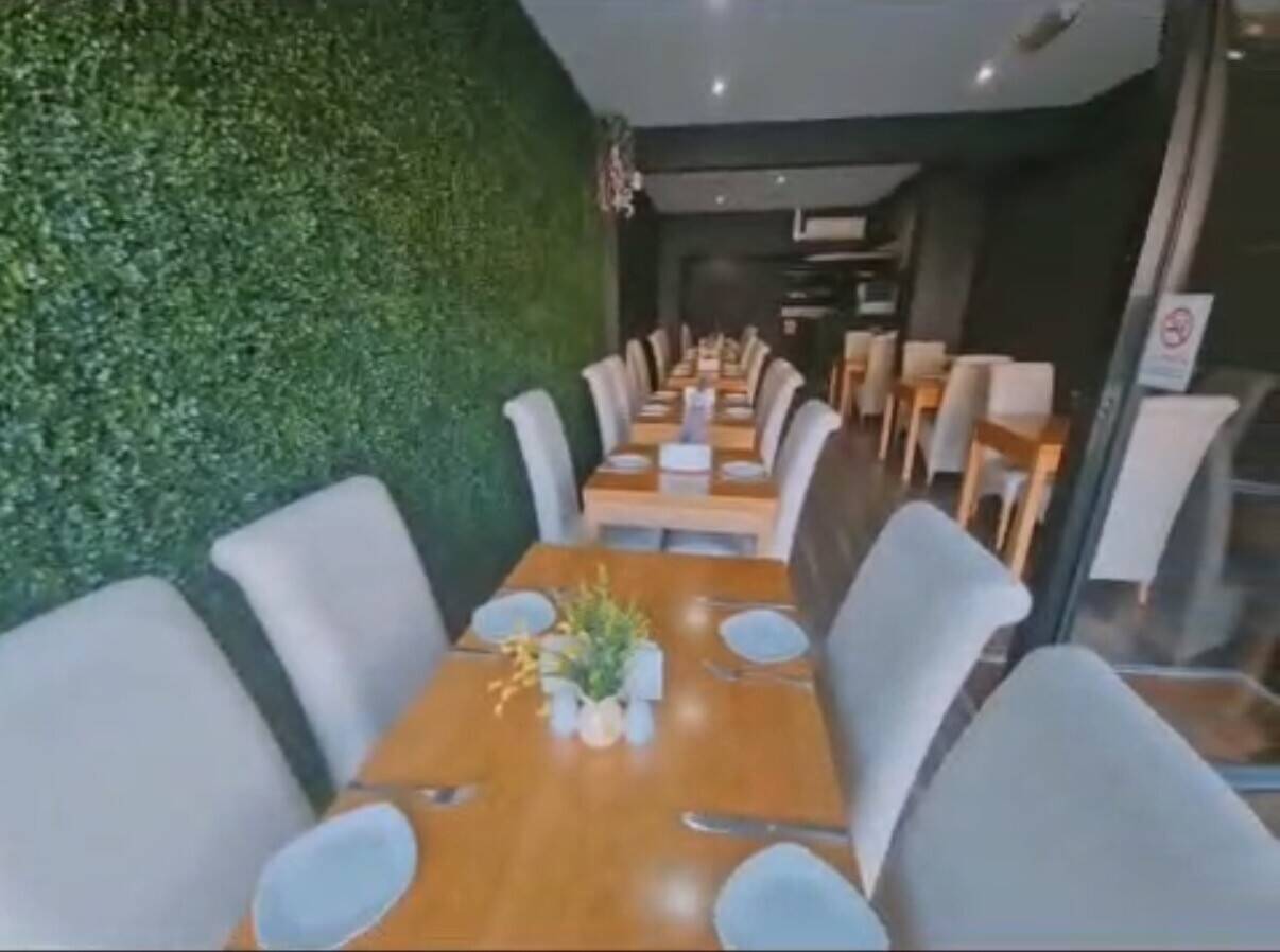 Indian Restaurant & Takeaway for sale in Isleworth