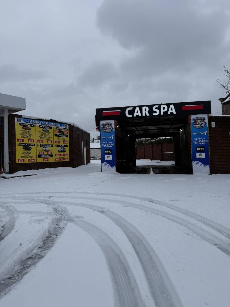 Established Hand Car Wash in excellent location Photo 5