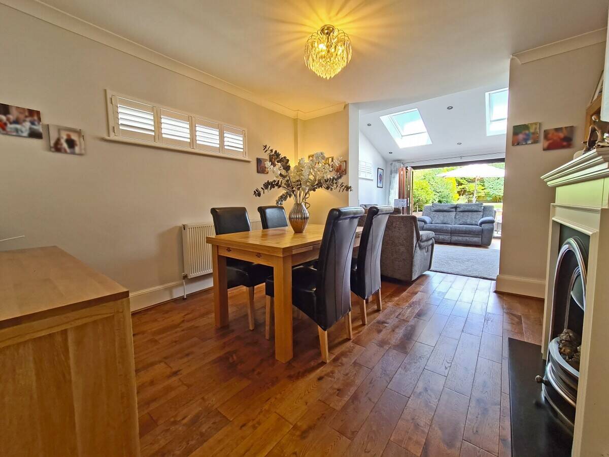 Stunning 7 bedroom Bed & Breakfast in the beautiful city of Canterbury plus private self contained owner accommodation