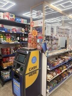 THRIVING CONVENIENCE STORE WITH LOW RENT, ALCOHOL LICENCE, PAYPOINT & MONEY TRANSFER SERVICES Photo 5