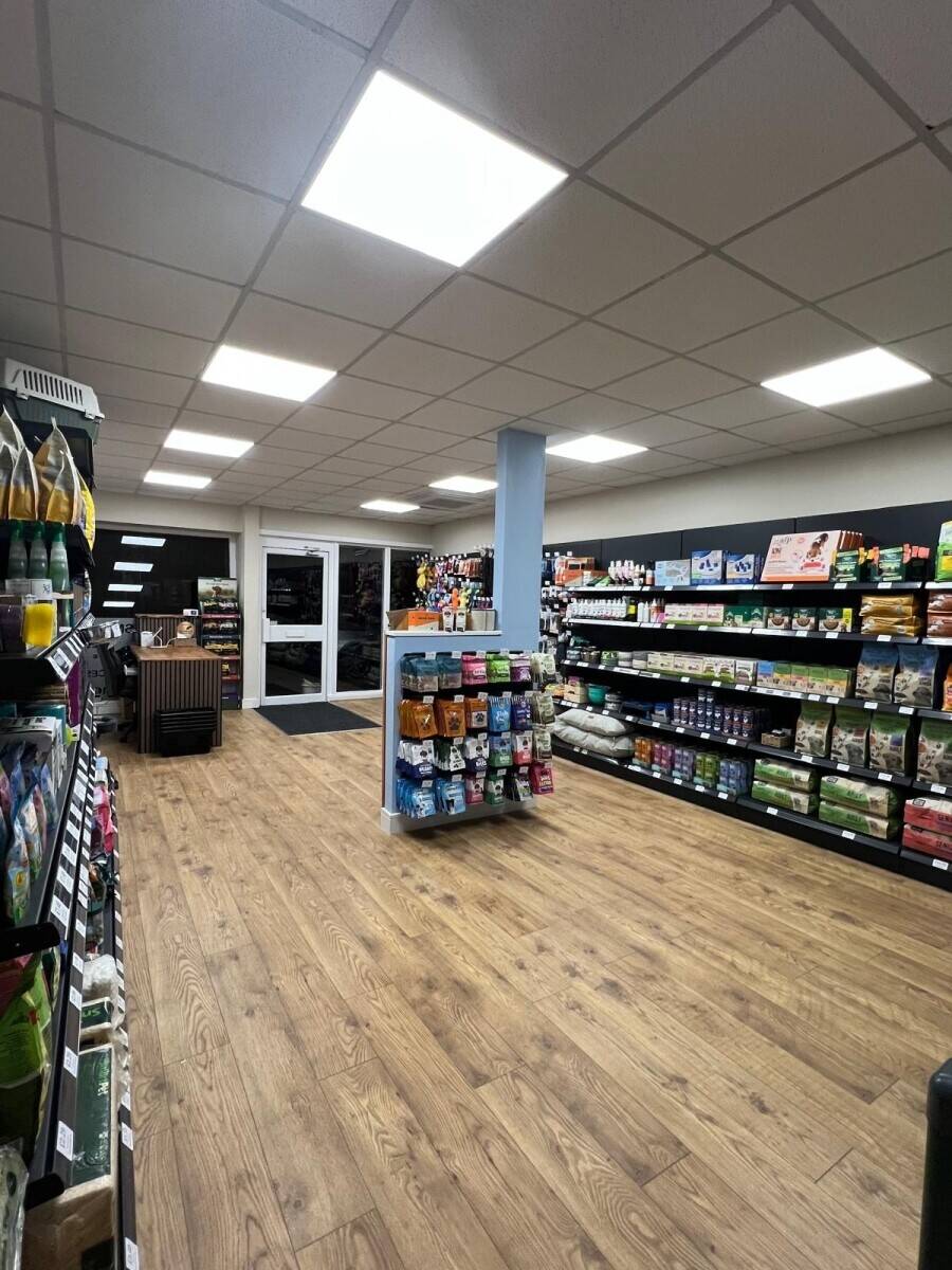 Local pet supplies shop with loyal repeat custom