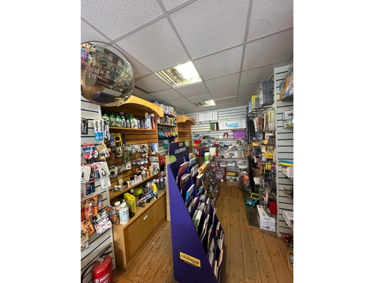 Your Local Go-To – Vibrant Mini Supermarket in Prime High Street Location