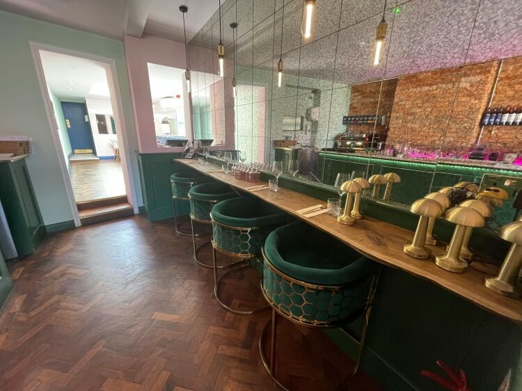Superbly Presented Town Centre Restaurant