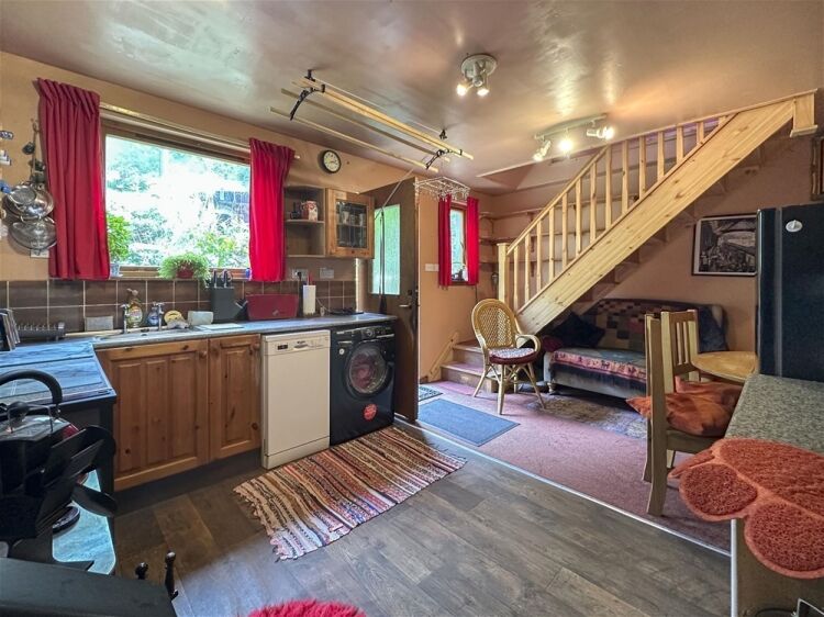 Kintail Crafts and Owners Accommodation Photo 5