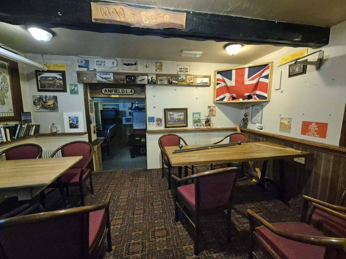 CUMBRIA - HISTORIC PUBLIC HOUSE WITH LOG CABIN AND YURT ACCOMMODATION Photo 5
