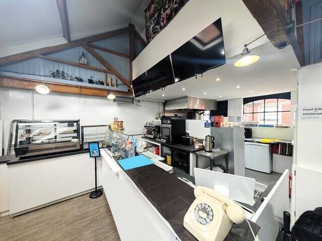 JUST REDUCED FULL A3 CAFÉ FOR SALE PRICE: £42,500 Plus SAV – LEASEHOLD - COLCHESTER REF: C0142E Photo 5