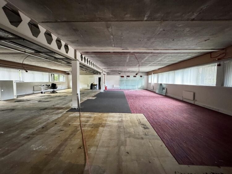 Gym, Fitness, Wellness Space For Lease in a Desirable Location Photo 5