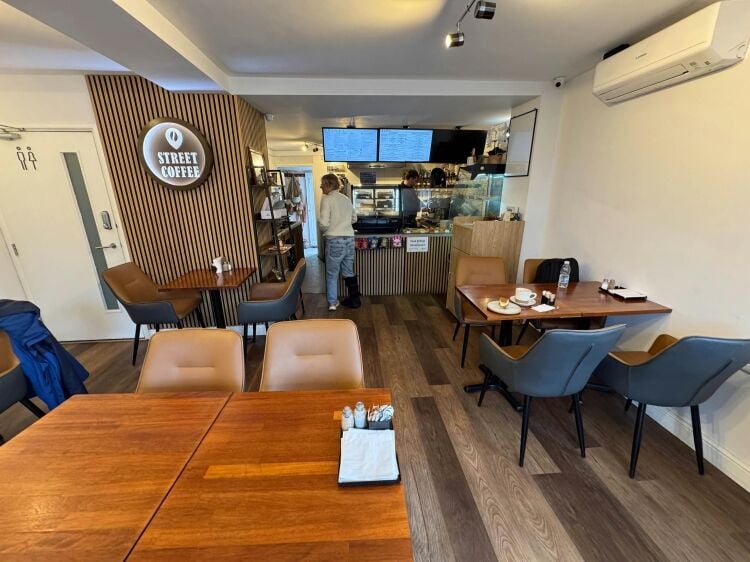 Superbly Fitted & Equipped Coffee Shop Photo 5