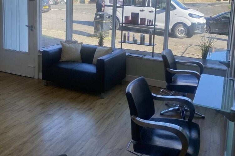 Established Hair Salon Premises To Let - Sheffield Photo 5