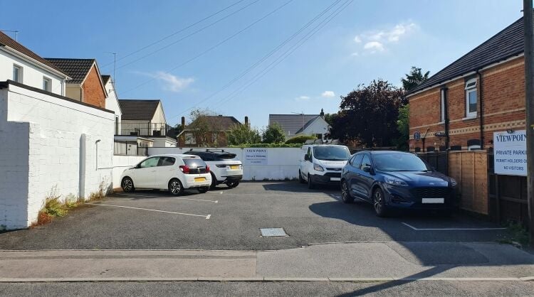 Fully Refurbished HMO Investment Property Occupying Prominent Position with Future Development Potential s.t.p.p. Photo 5