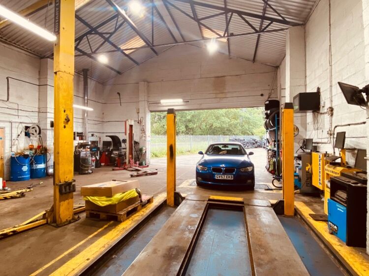 Leasehold MOT Testing Station, Service & Tyre Centre, Located in Nottingham