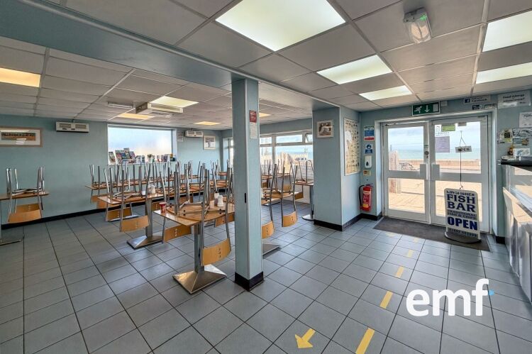 Popular Seaside Freehold Fish & Chip Shop & Restaurant Photo 5